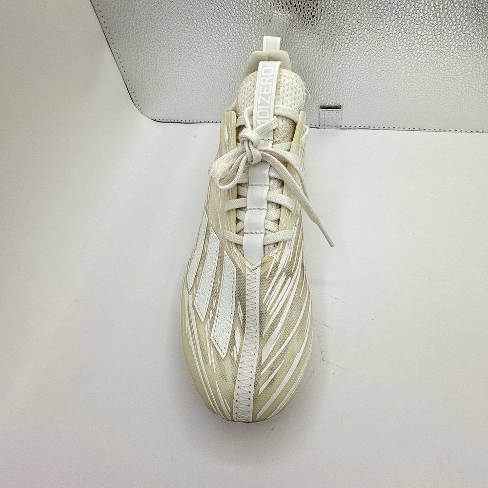 Cleats - Picture 3 of 4